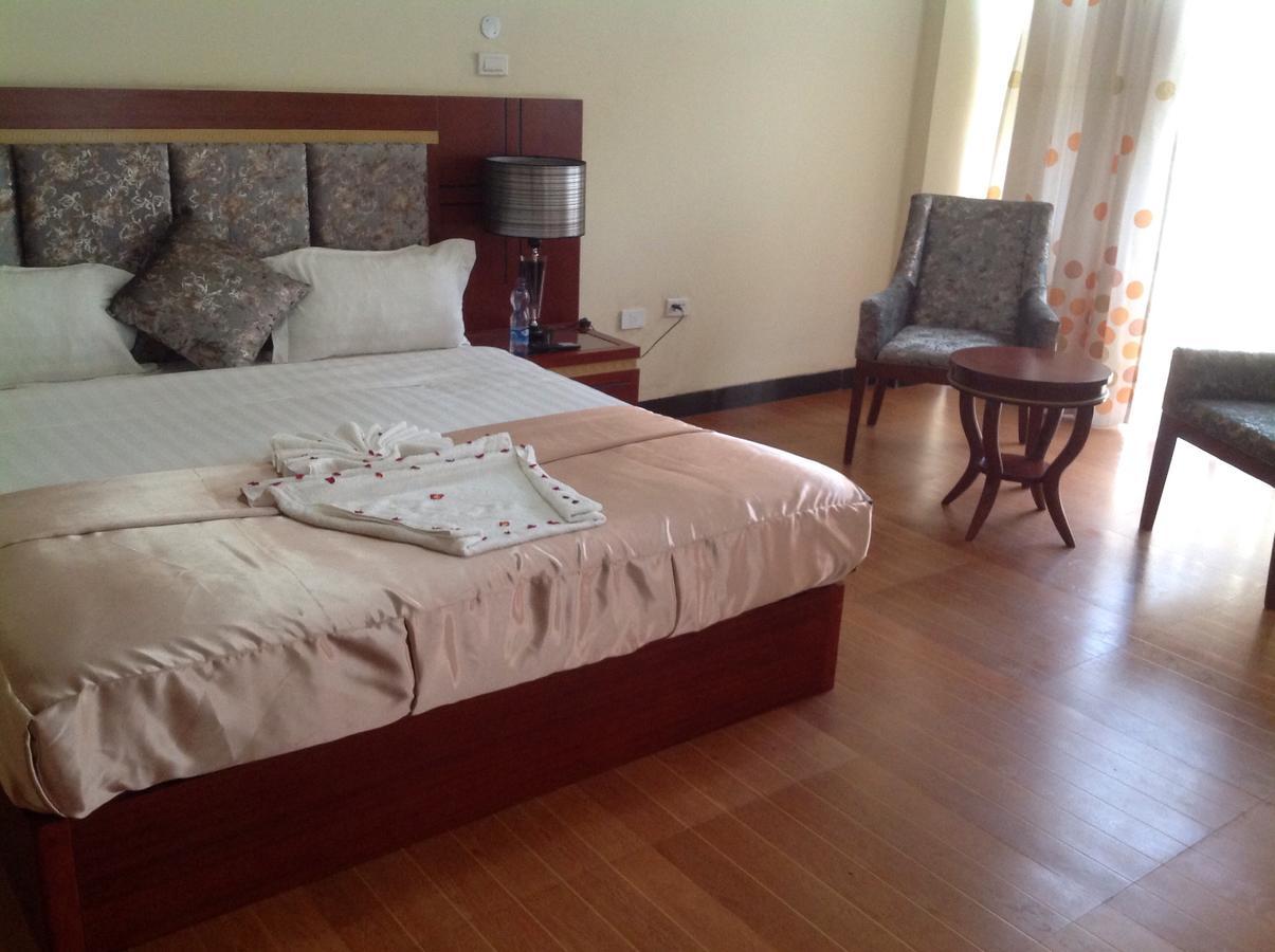 Palm Palace Hotel Bahyr Dar Zewnętrze zdjęcie