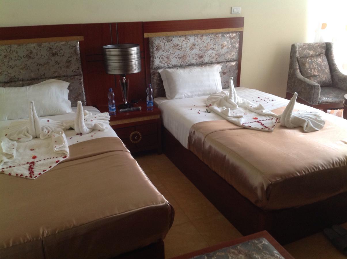 Palm Palace Hotel Bahyr Dar Zewnętrze zdjęcie