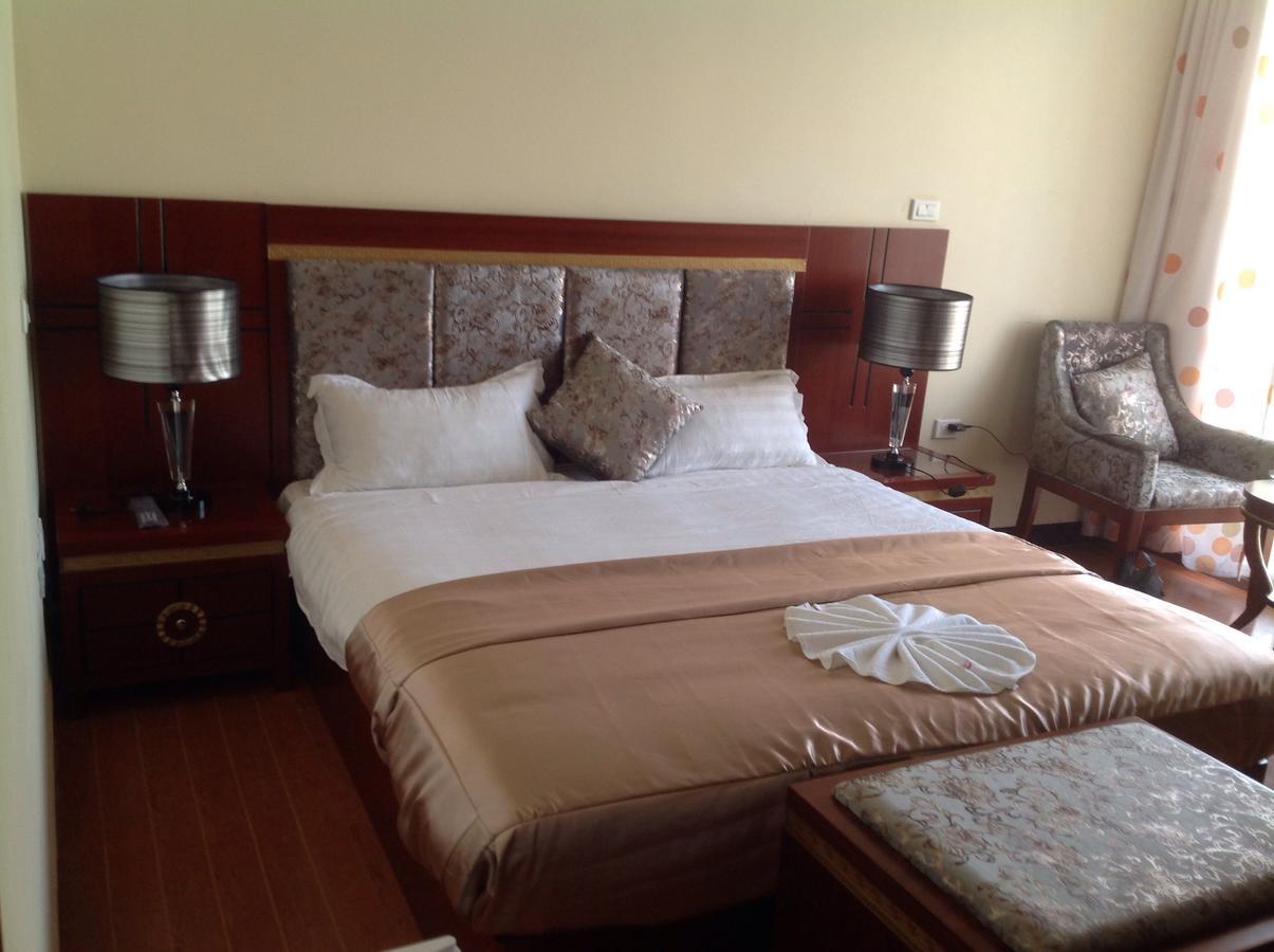 Palm Palace Hotel Bahyr Dar Zewnętrze zdjęcie