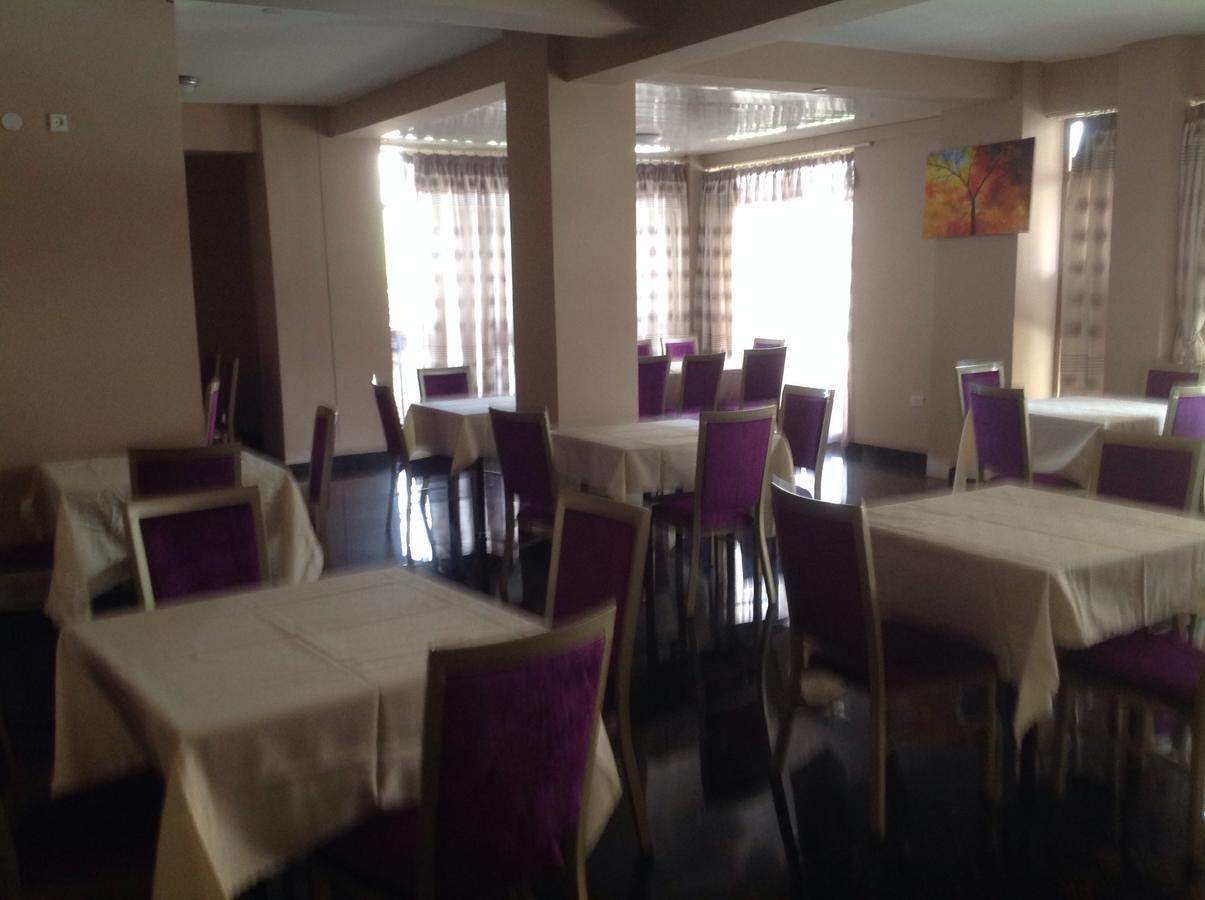 Palm Palace Hotel Bahyr Dar Zewnętrze zdjęcie