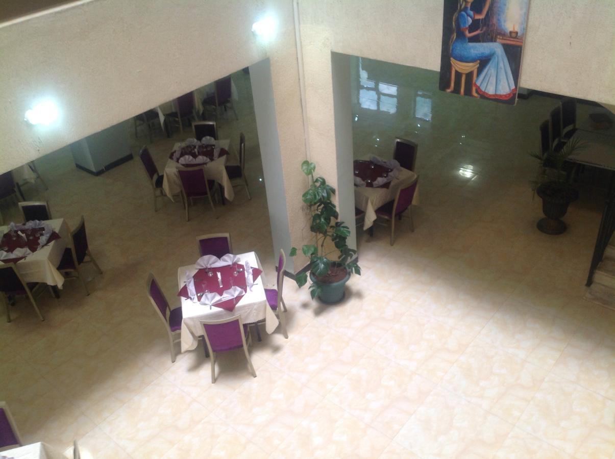 Palm Palace Hotel Bahyr Dar Zewnętrze zdjęcie