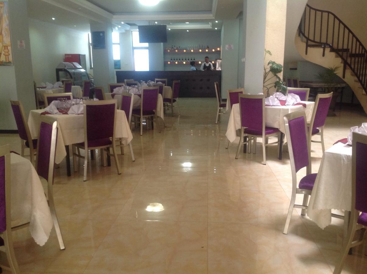 Palm Palace Hotel Bahyr Dar Zewnętrze zdjęcie