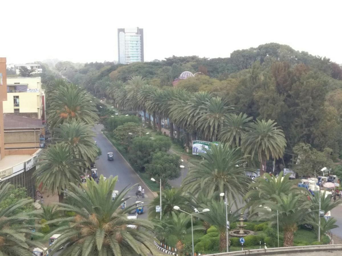 Palm Palace Hotel Bahyr Dar Zewnętrze zdjęcie