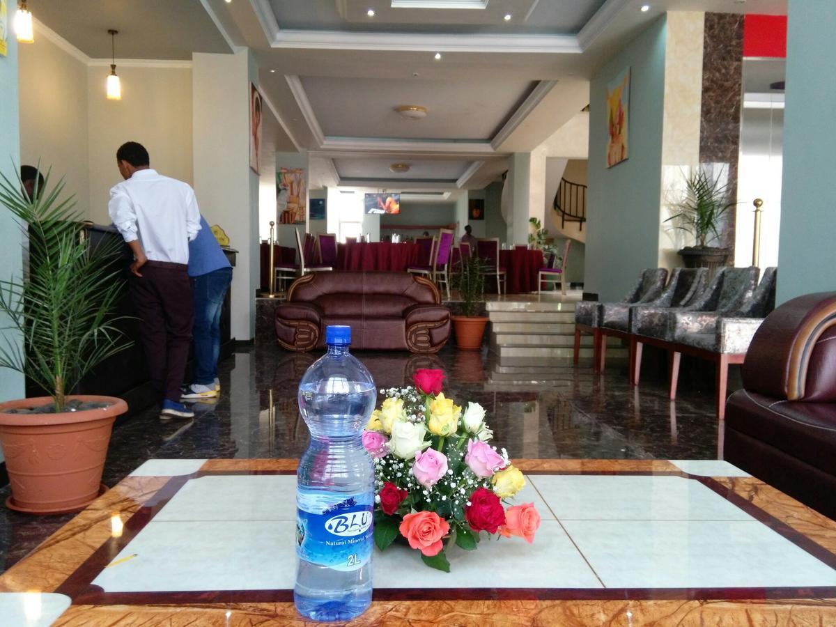 Palm Palace Hotel Bahyr Dar Zewnętrze zdjęcie